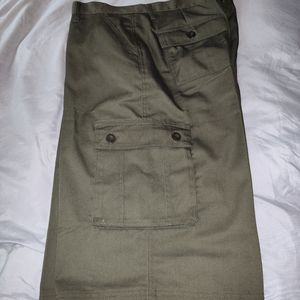 Men's cargo shorts